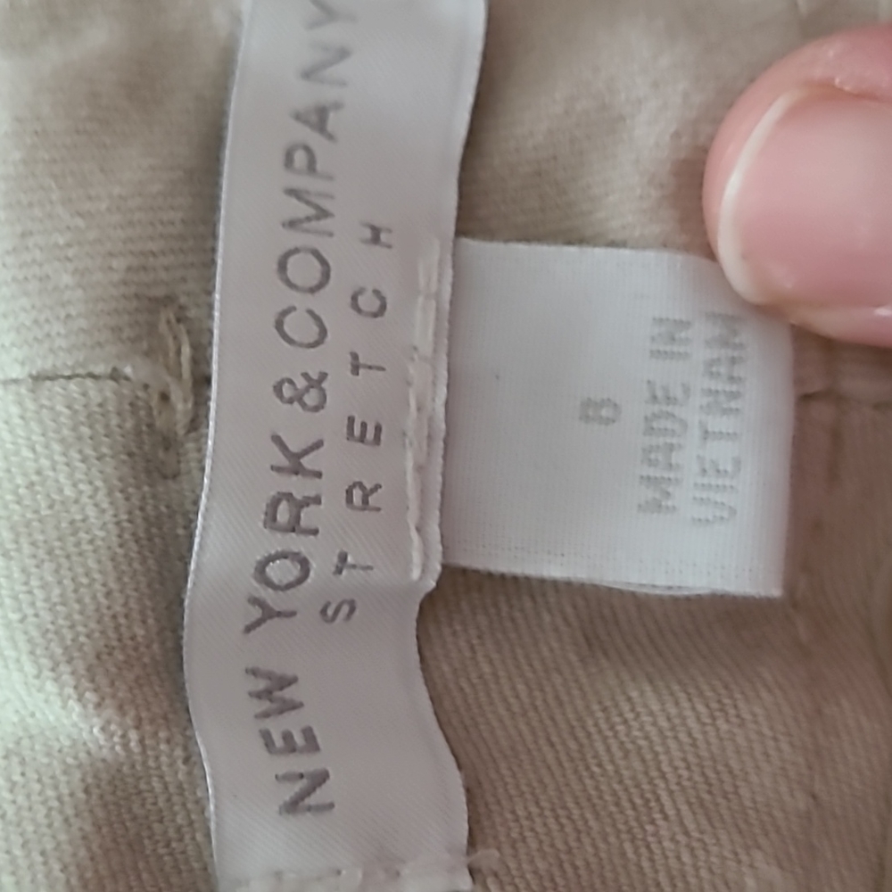 New York and Company Strech Pants - Picture 5 of 5